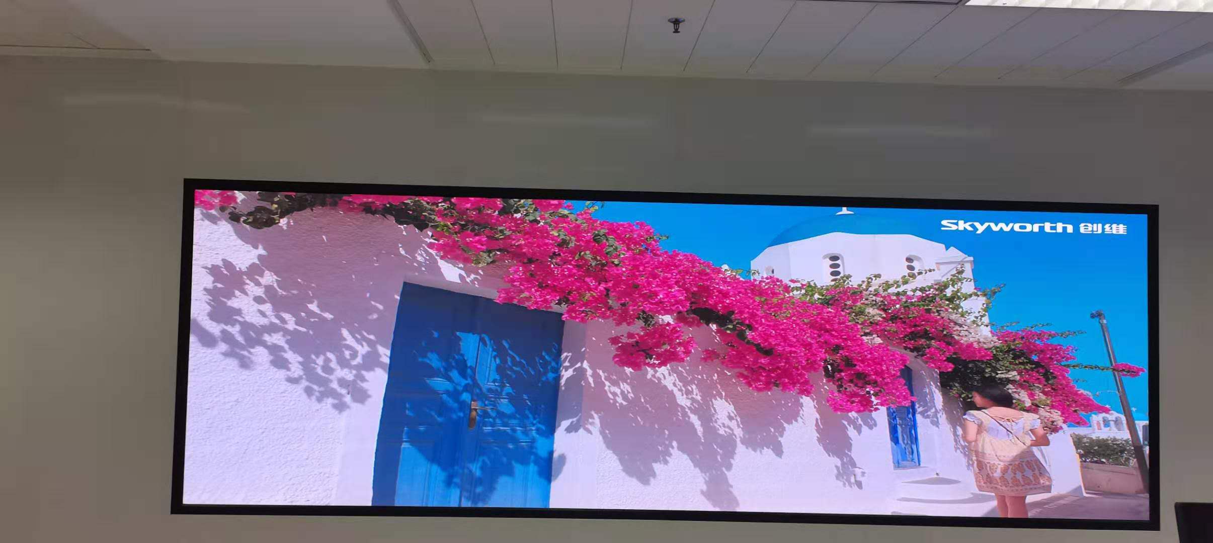 20人會議室選86寸還是110寸？尺寸計算公式+眼動儀測試結果公布！”